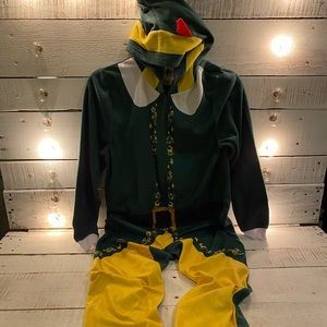 Elf one piece pajamas children’s size 10-12 excellent used condition